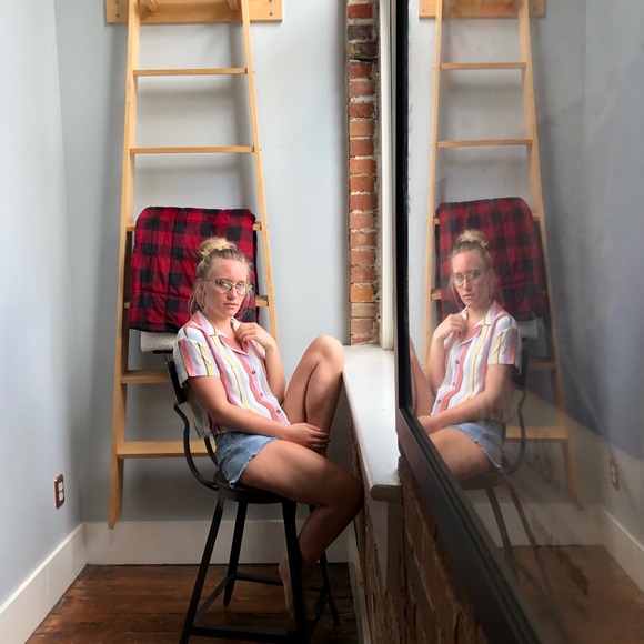 Meet your Posher, Sarah - Picture 3 of 5